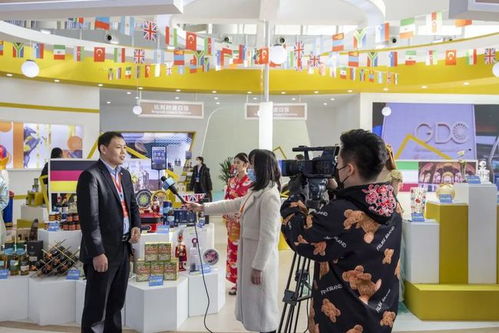 首屆臨沂進(jìn)口商品博覽會(huì)開幕 綠地全球商品貿(mào)易港驚艷亮相